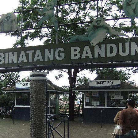 Zen Rooms Bukit Tunggul Bandung Exteriér fotografie